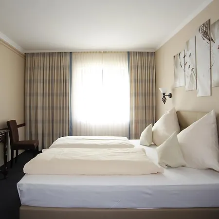 Hotel Garni Zum Gockl Unterföhring