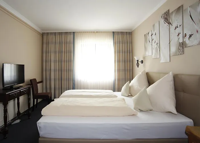 Hotel Garni Zum Gockl Unterföhring